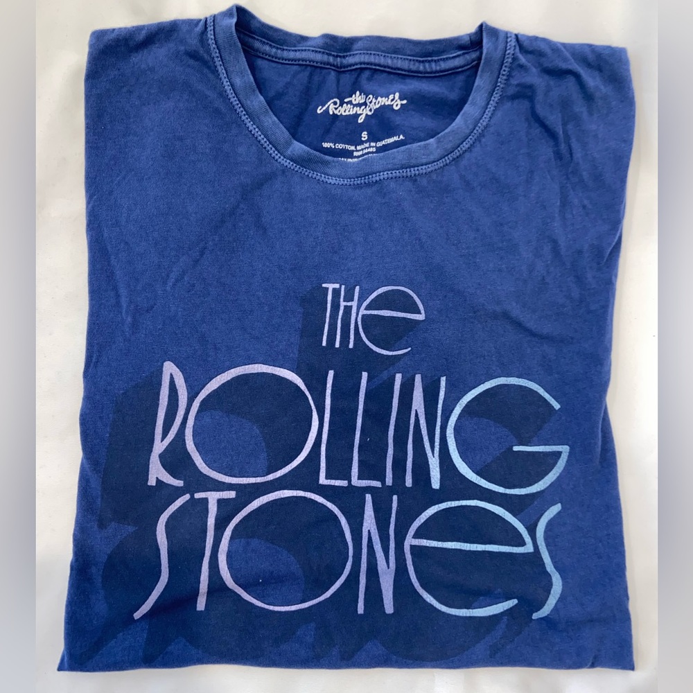 American Eagle Outfitters Tee Shirt